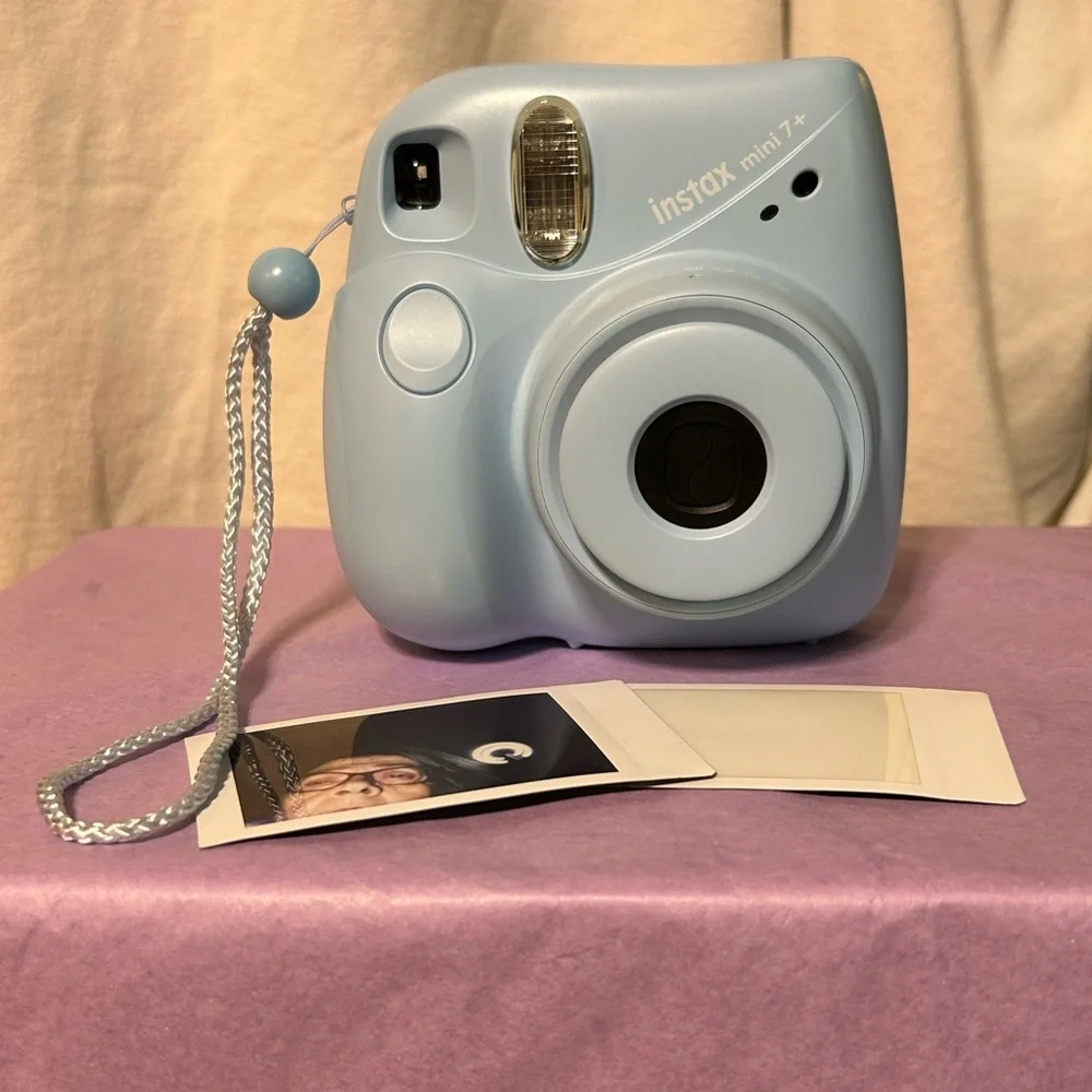 Fujifilm INSTAX MINI 7 PLUS Instant Film Camera Light Blue with Teal Case -WORKS